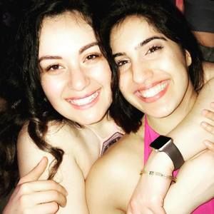 Meet your Posher, Monica